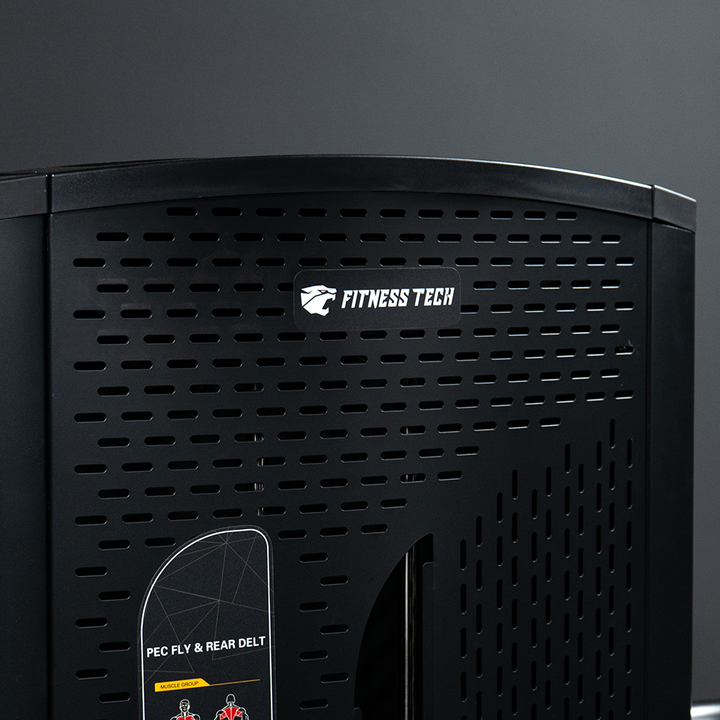 Geselecteerde machine / borst-deltaspier openingen