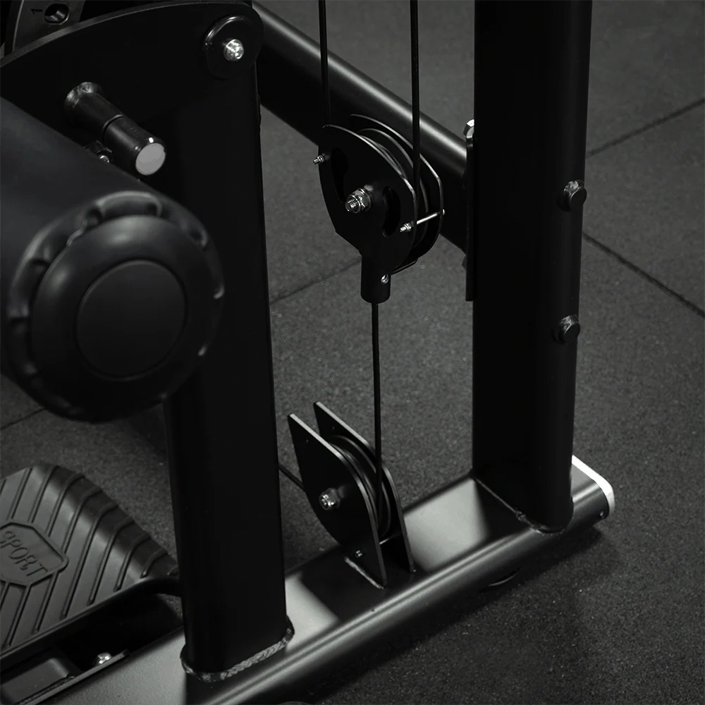 Lat Pulldown | Selectorized machine - Pro Series